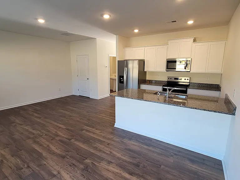 316 Emma Victoria Way — Photo 7