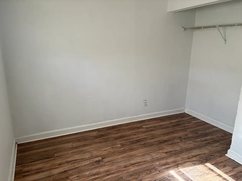 633 5th Pl SW