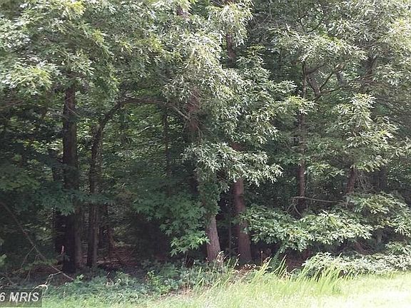 5th image of 13 Noel Dr