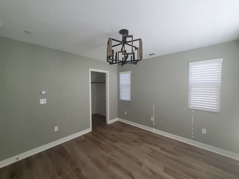 10816 Horizons Dr — Photo 13