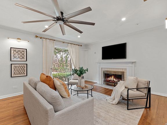 4th image of 454 Paseo Encinal