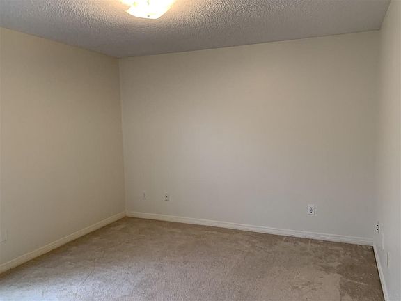 2nd image of 5021 Chandelle Dr