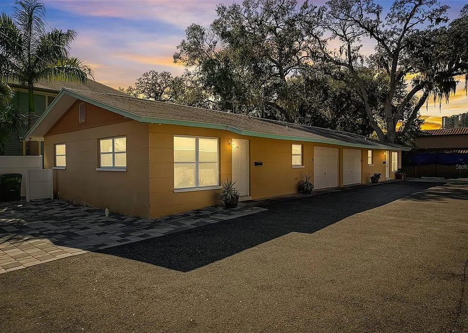 626 S Osprey Ave