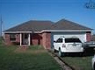 312 Riverside Dr, Byers, TX 76357