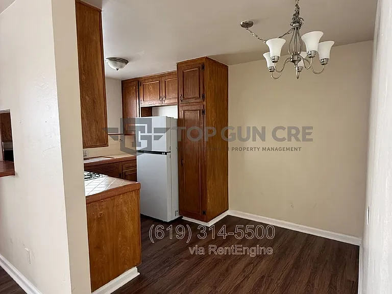 5447 Mildred St — Photo 10