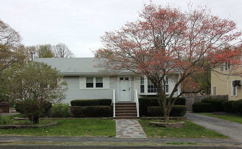 105 Bartholomew St, Peabody, MA 01960 Zillow