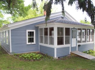 422 3rd Ave, Baraboo, WI 53913