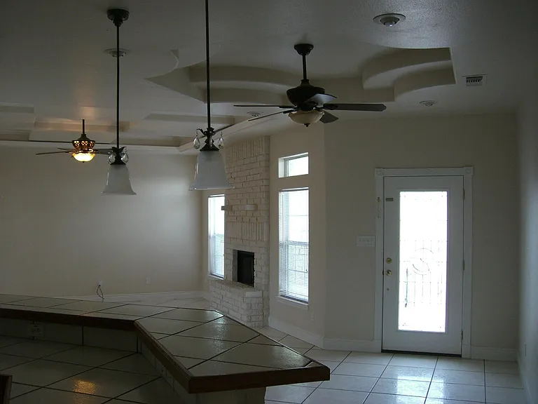306 Mountain View Dr — Photo 6