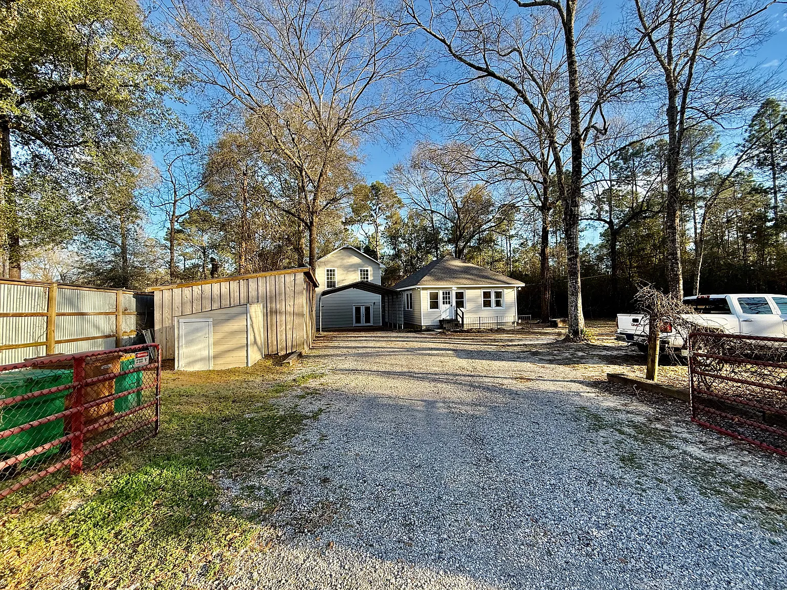 4 bed, 2457 sqft, $1,400 — Photo 1