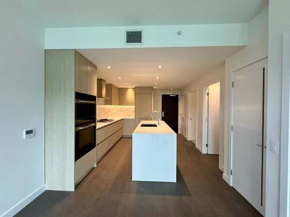 5168 Cambie St, Vancouver, BC