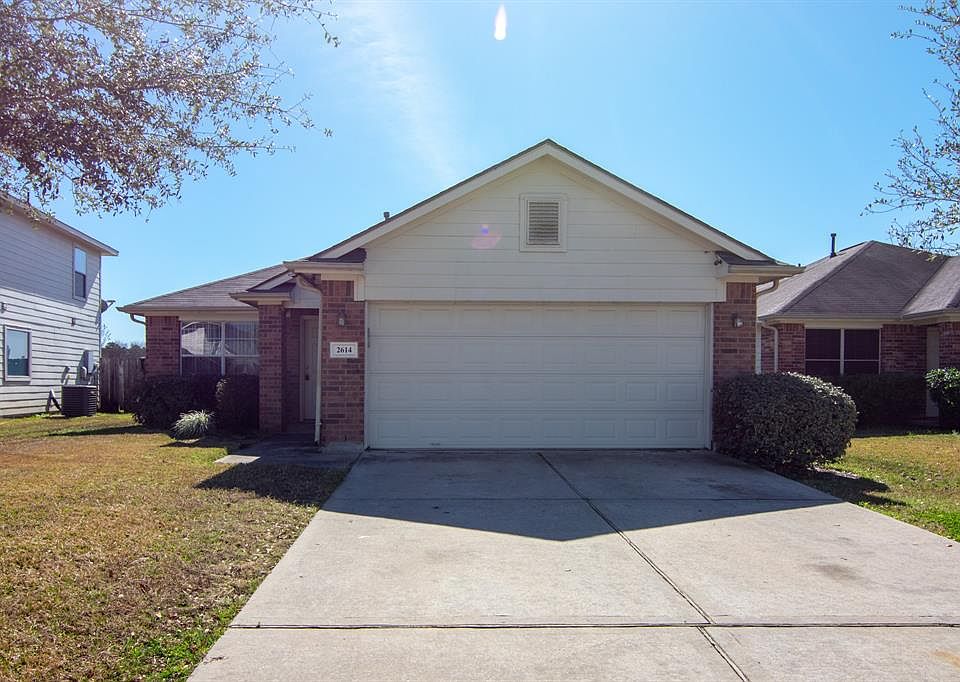 1st image of 2614 Shearwater Bend Dr
