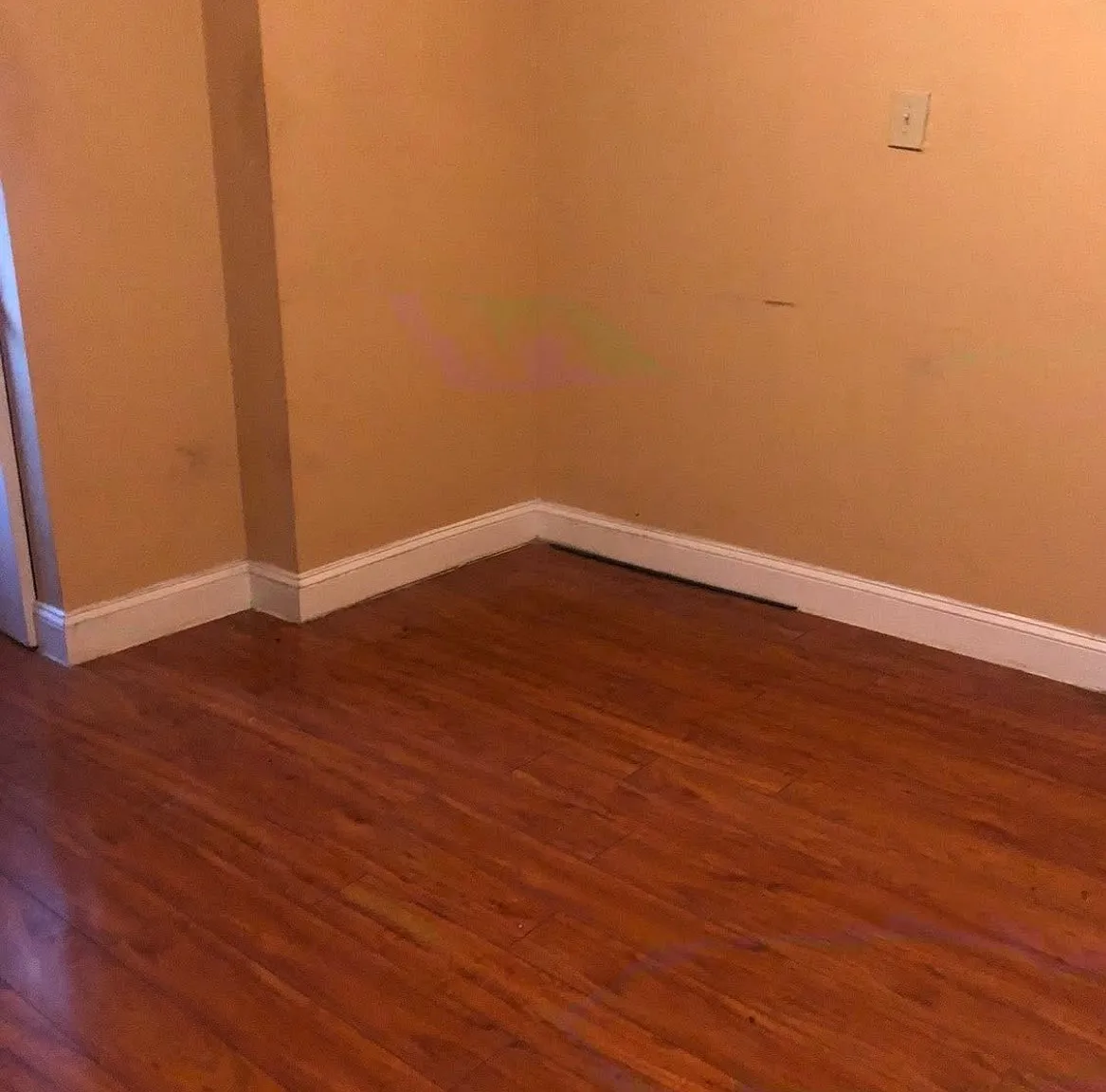 4 bed, 1000 sqft, $2,500 — Photo 3