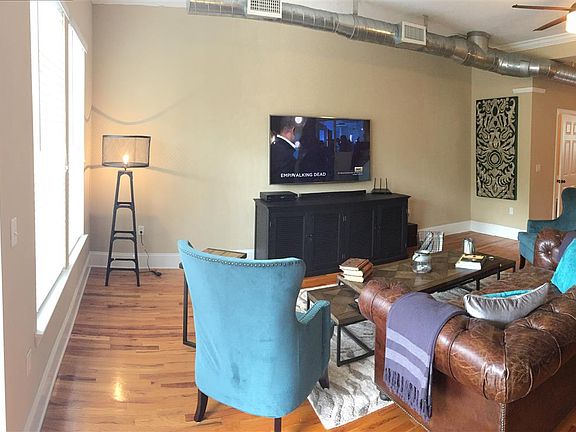 2nd image of 415 Saint Francis St Unit 303143