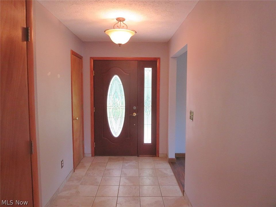 1887 Rockside Rd, Seven Hills, OH 44131 Zillow