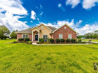 5469 Bayou Black Dr, Gibson, LA 70356