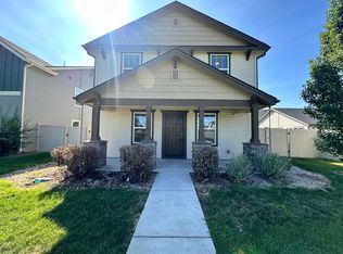 4214 N Ambercreek Ave, Meridian, ID 83646