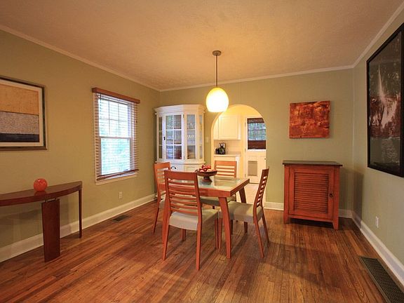 Another view of the dining area.
