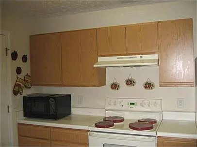 13301 Waldrop Cov. - 1 — Photo 2