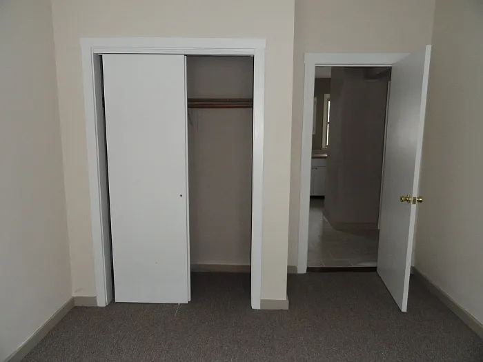 106-108 Lyme St #2 — Photo 11