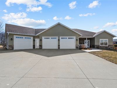 133 Fairlawn Ct, Marengo, IA, 52301