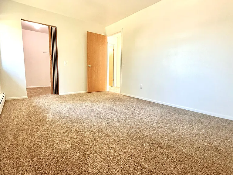 Elkhorn Village Apartments | 1 & 2 Bedroom Apartments in Elkhorn, WI Heat Included — Photo 82