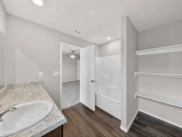 4405 SW Sackett Ave — Photo 20