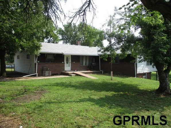 71020 Frederick Ave, Fairbury, NE 68352