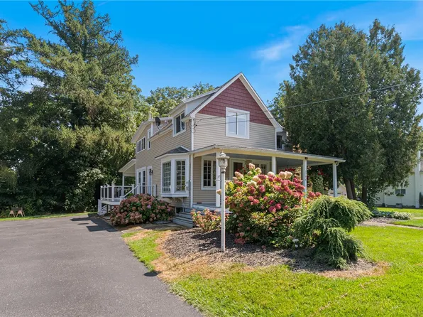 7594 N Fitzhugh St, Sodus Point, NY 14555