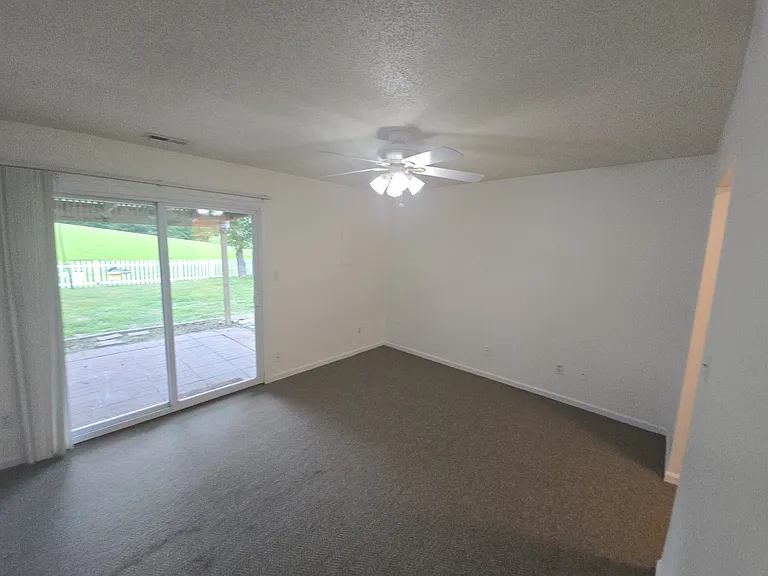 4016 Rainbow Dr — Photo 19