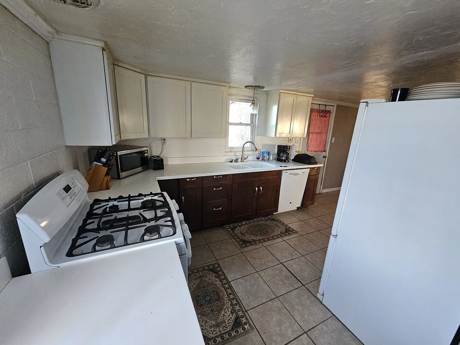 4361 W Cox Rd — Photo 3