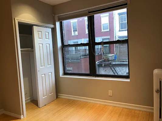 Rented by Friedman Roth Realty | media 11