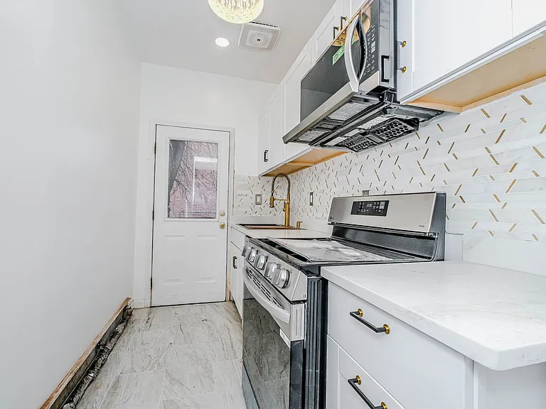 384 Lafayette Ave #1 — Photo 29