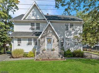 15 Linda Vista Ave, North Haledon, NJ 07508