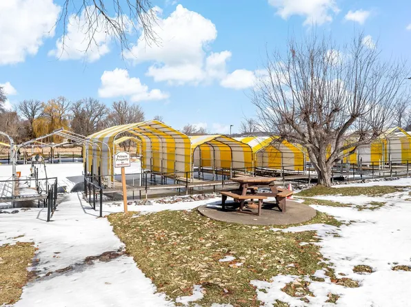 5410 Three Points Blvd APT 411, Mound, MN 55364