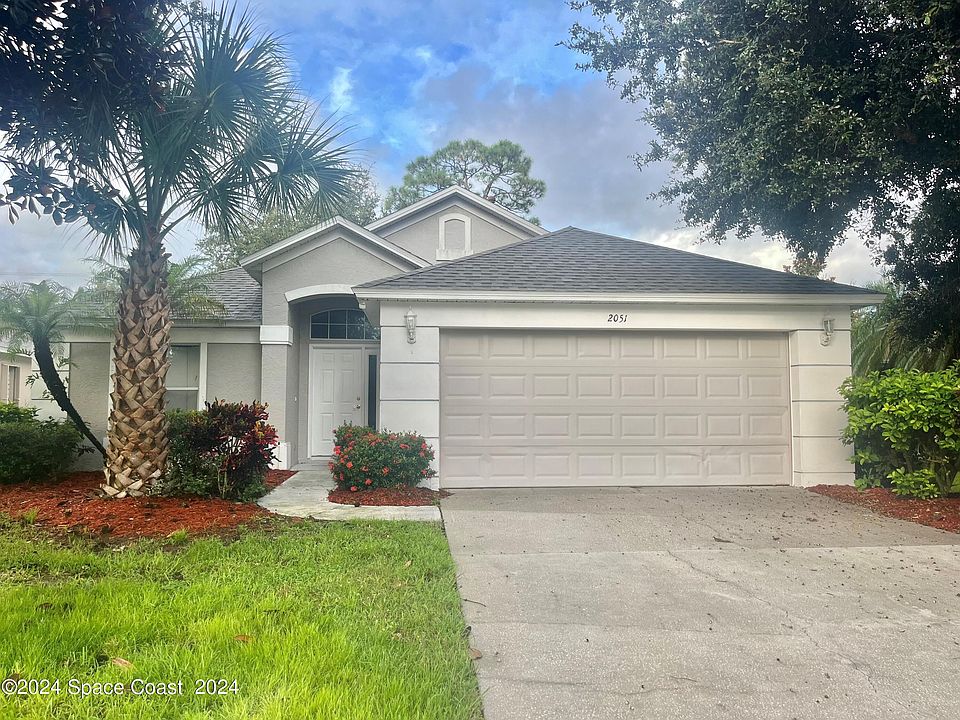 1st image of 2051 Twelve Oaks Dr