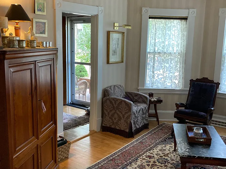 55 Everett St #1 — Photo 12