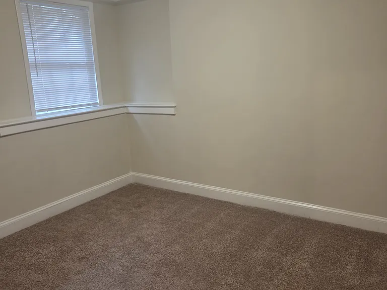 1 Woodmont Ln — Photo 6