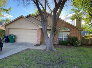 917 Bayfield Dr, Denton, TX 76209