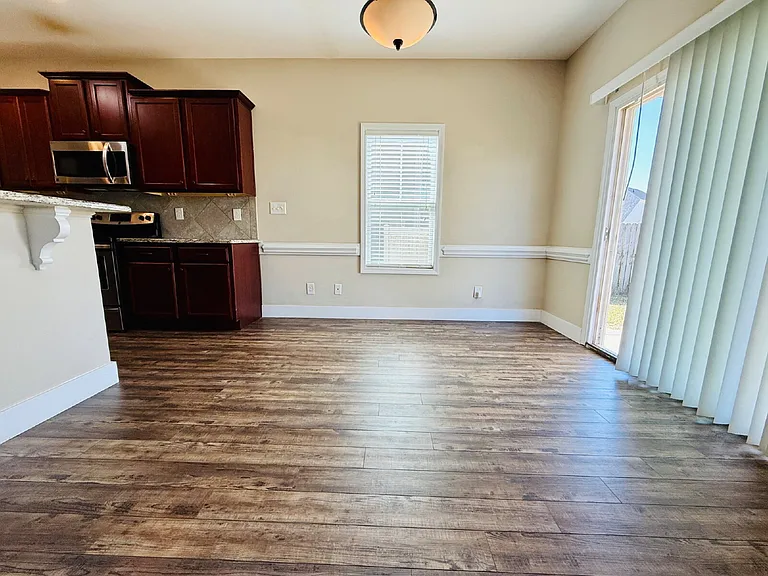 848 Bellingham Way — Photo 10