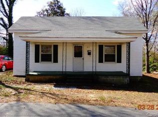 101 Oakland St, Clover, SC 29710