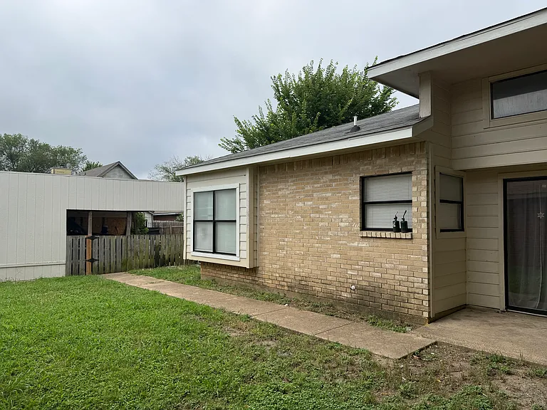 2536 Winter Oak St — Photo 15