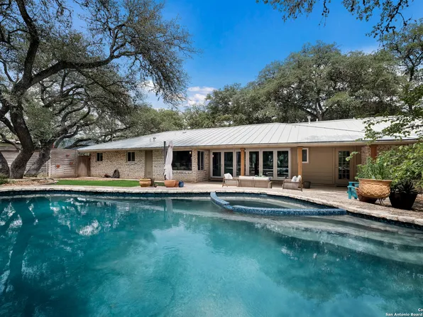 11105 Vance Jackson, San Antonio, TX 78230