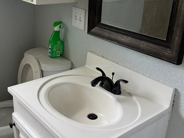 1608 Mockingbird Ln — Photo 17