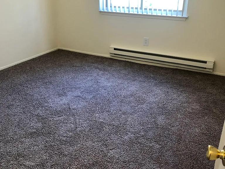 2nd bedroom/home office