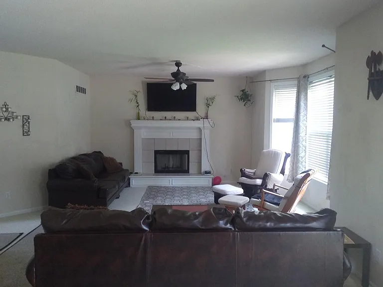 15584 S Blackfoot St — Photo 7
