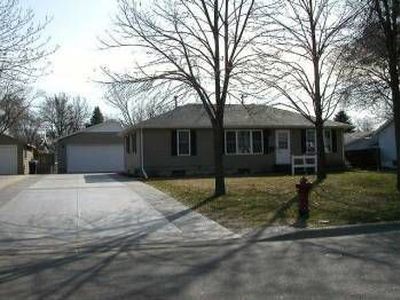 432 Birch St N, Cambridge, MN, 55008