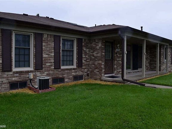 2nd image of 14958 Kent Ct