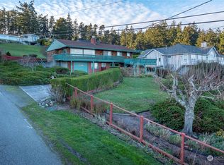 550 SW Waterloo Ave, Oak Harbor, WA 98277