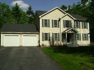 1 Spruce Ct, Hooksett, NH 03106