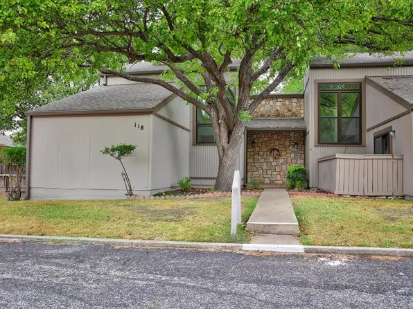 1905 W Lane Dr, Kerrville, TX 78028